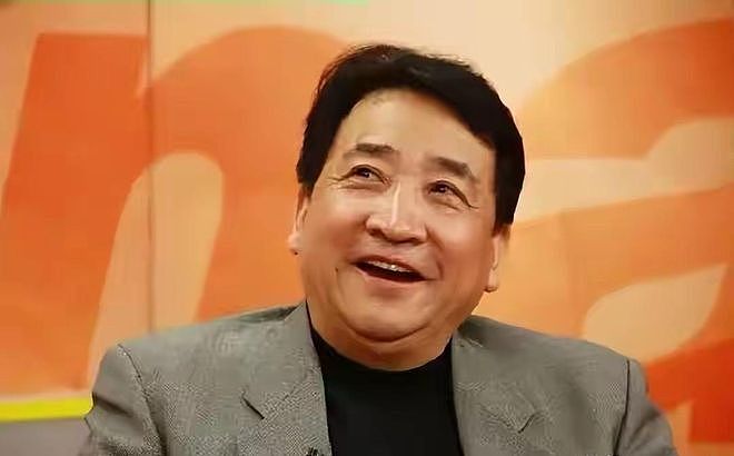 75岁姜昆最大的遗憾：女儿46岁仍旧没有结婚，养子倒成了他的骄傲（组图） - 5