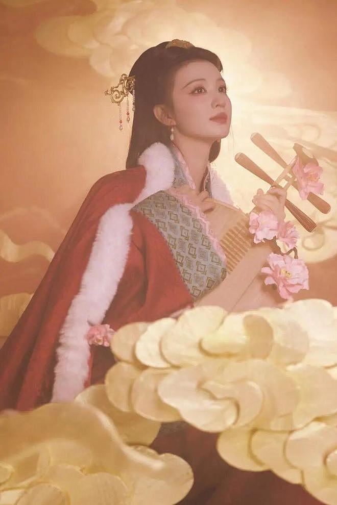 【美女】好美啊!原来“国泰民安脸”长这样(组图) - 9