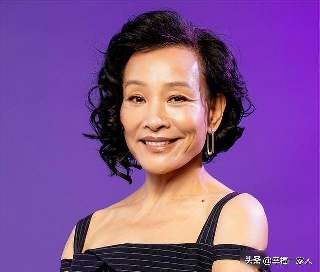让春晚导演给全国道歉,入美国籍回中国捞金,她到底有什么来头?(组图) - 3