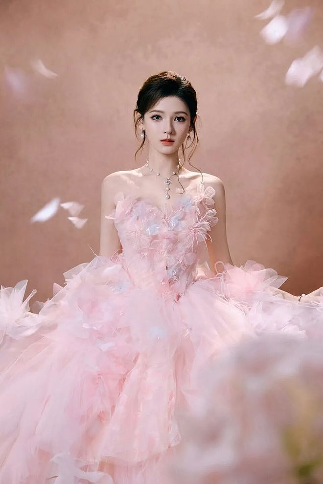 【美女】昭君出塞霸屏，“国色天香”的中国风具像化了！（组图） - 21