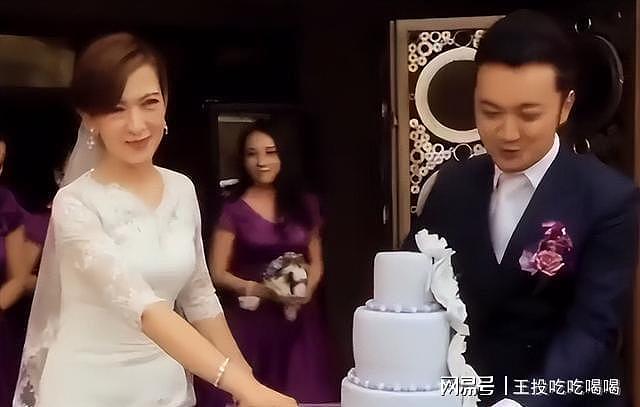 尼格买提没想到，官宣与自己离婚三年的帕夏，竟走了另一条上坡路（组图） - 3