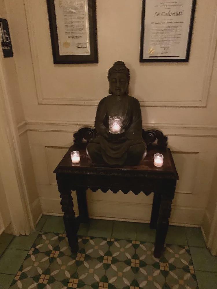“中餐馆的佛像冒犯了我!”美国大叔大闹餐厅要求退款(组图) - 2