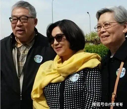 64岁黄秋燕近况：给李连杰生2女，再婚重获幸福（组图） - 6