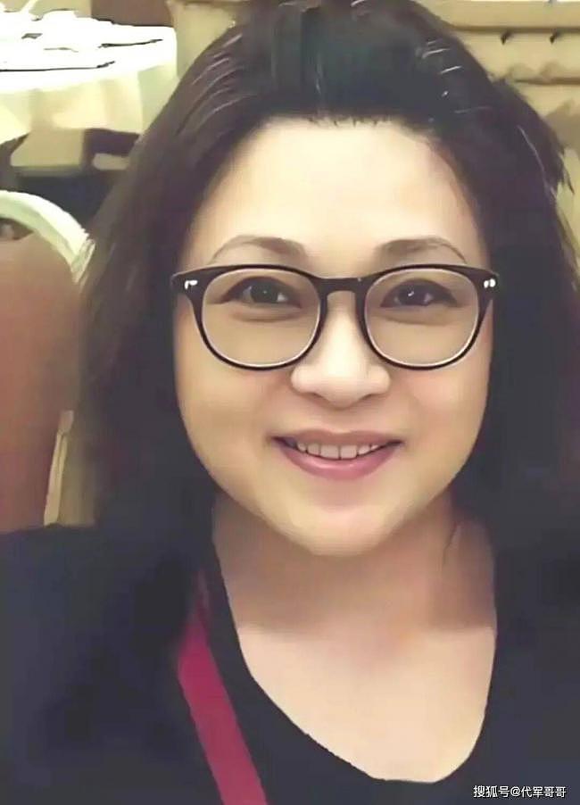 64岁黄秋燕近况：给李连杰生2女，再婚重获幸福（组图） - 4