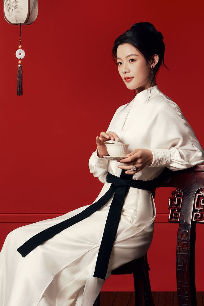 【美女】好美啊!原来“国泰民安脸”长这样(组图) - 10