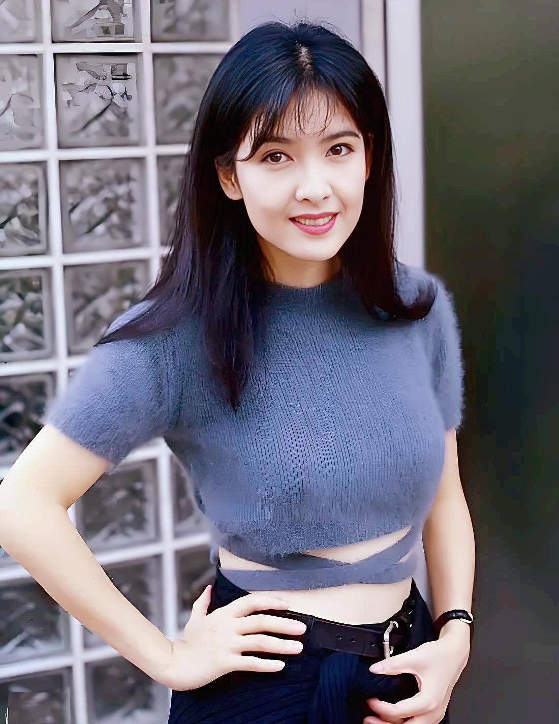 周慧敏上央视春晚！父母已离世，她恋爱20年才结婚（组图） - 7