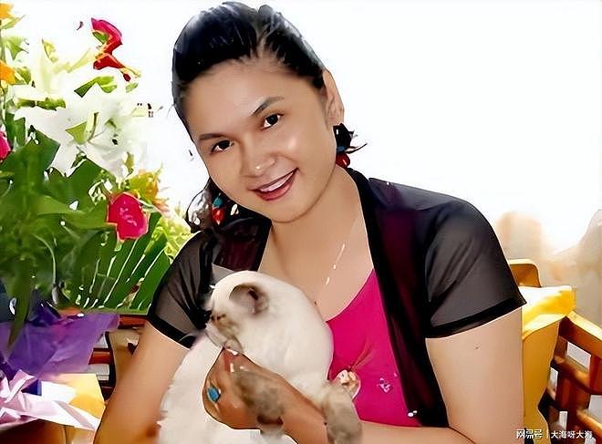 她是天生丽质的美女演员，嫁给军委副主席之子，离婚后成知名画家（组图） - 5