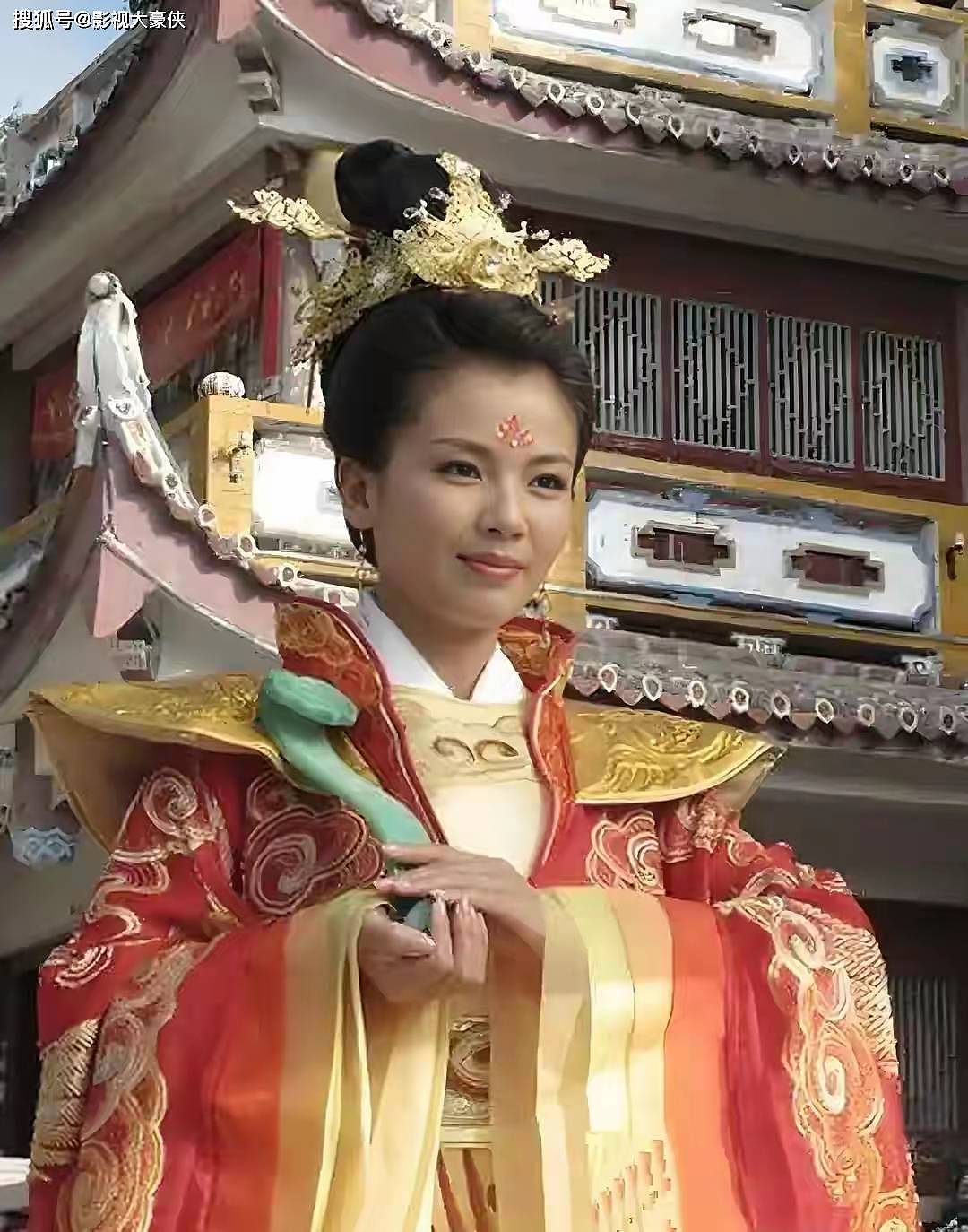 开年第一顶流！刘涛妈祖照爆火，她的回应让网友...（组图） - 7