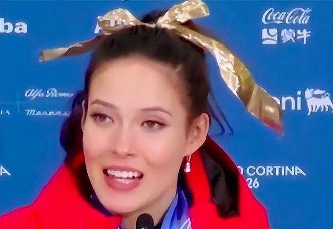 国外记者以为谷爱凌要退役！后者当场回应：绝不会退役，我才22岁（组图） - 1