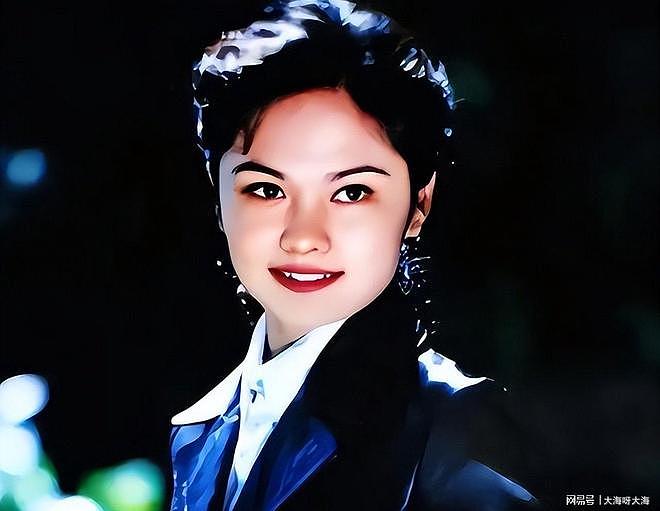 她是天生丽质的美女演员，嫁给军委副主席之子，离婚后成知名画家（组图） - 3