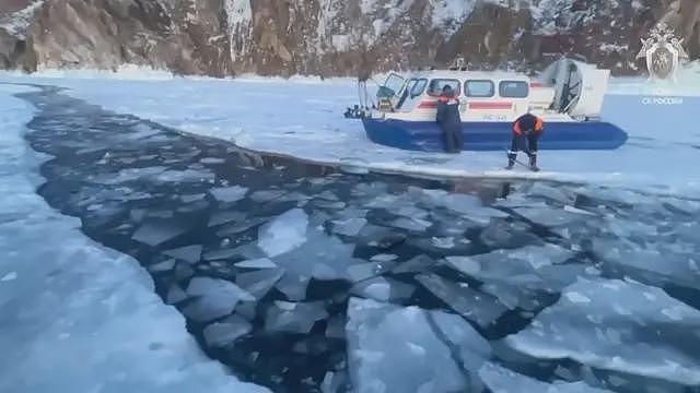 贝加尔湖汽车坠湖事故:湖底寻获七名中国游客遗体(组图) - 2