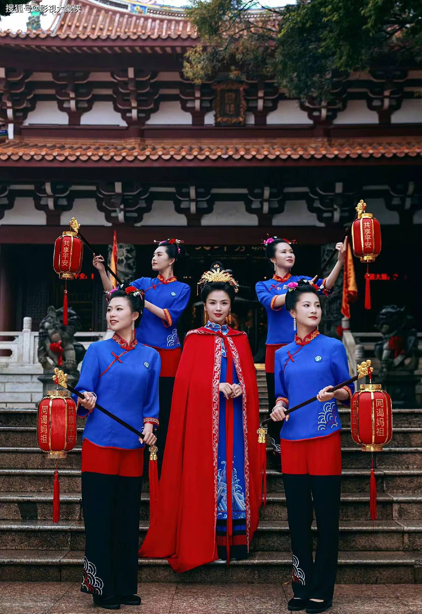 开年第一顶流！刘涛妈祖照爆火，她的回应让网友...（组图） - 2