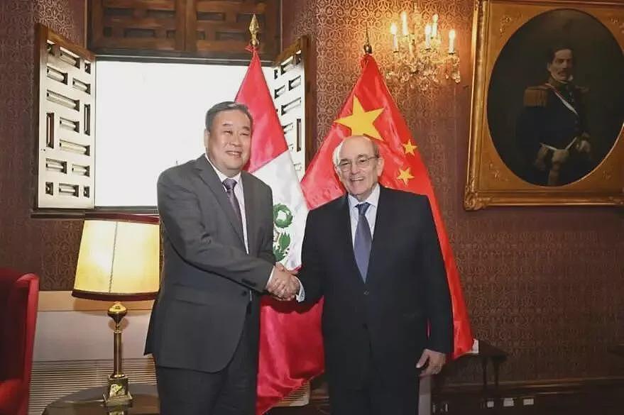 一顿中餐掀翻秘鲁政坛，美国在背后做了什么？（组图） - 11