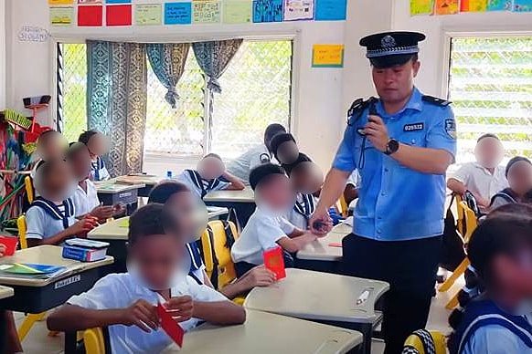 所罗门群岛中华学校设警务站，中国警察进驻传闻被否认（图） - 1
