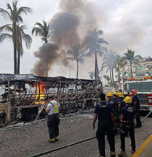 数十人死亡、航班大乱！美大使馆紧急下令“原地避难”，春假天堂骤变（组图） - 9