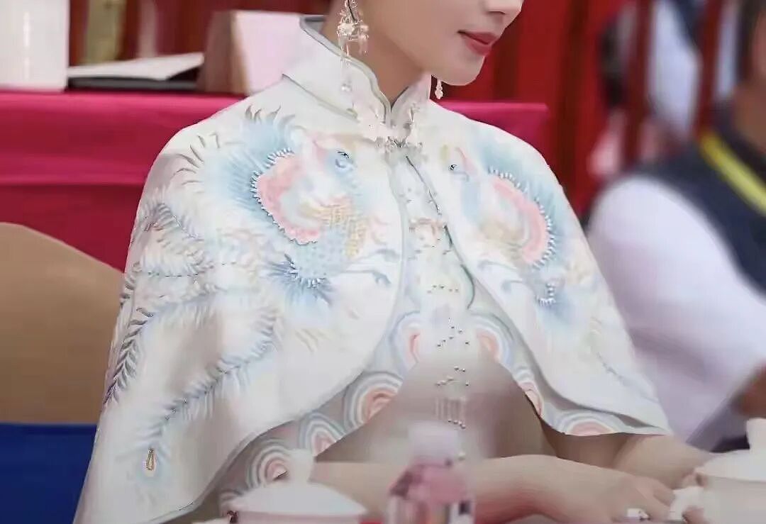 妈祖“附体”刘涛?当年选角内幕太诡异:她一上场神像都认了!(组图) - 2