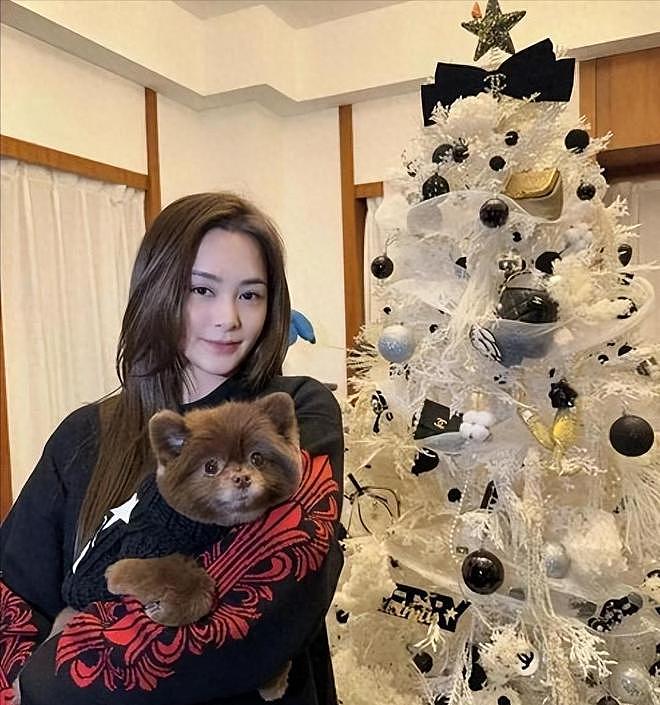 一顿吃上千元，4500万打掉亲骨肉，45岁阿娇求子无门全因当年那事（组图） - 1