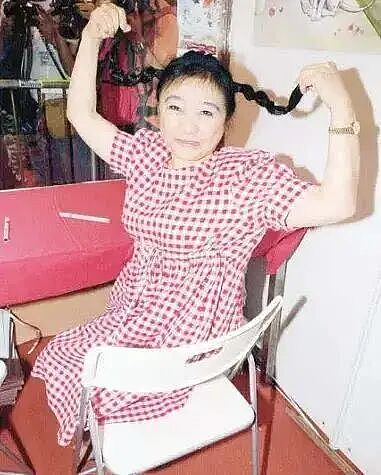 老公出轨46女,情夫骗财夺家产,死后被“鞭尸”的“小甜甜”有多惨(组图) - 20