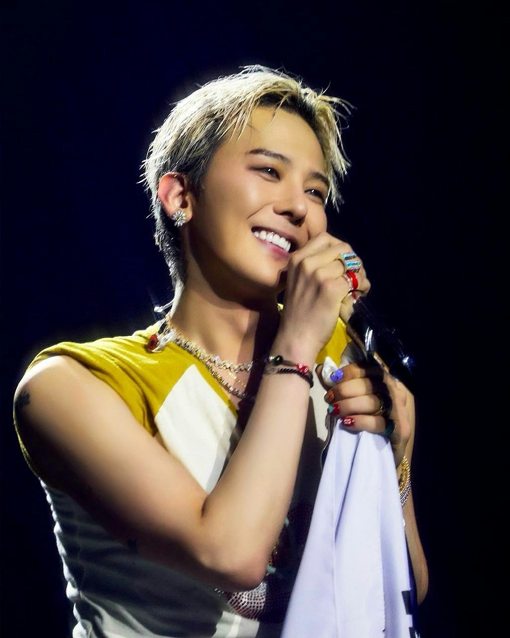 G-Dragon被指“辱华”!内地网友炮轰:拜年不喊Chinese(组图) - 2