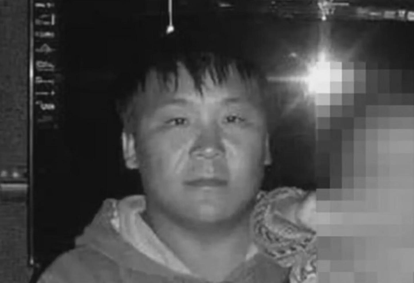 贝加尔湖沉湖8死事故发影片曝光，仅数分钟没顶（组图） - 6