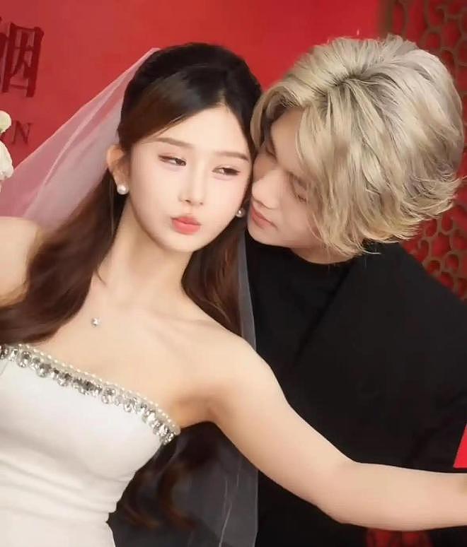 网红鹿哈官宣当爸,首胎女儿出生母女平安,正面照曝光好可爱(组图) - 9