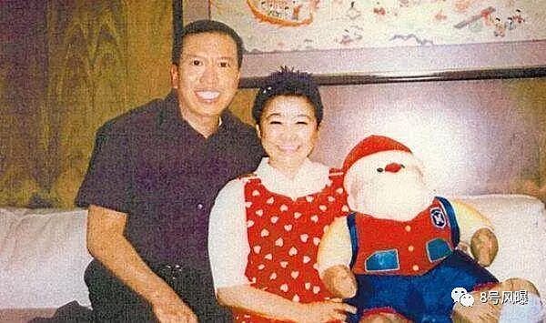 老公出轨46女,情夫骗财夺家产,死后被“鞭尸”的“小甜甜”有多惨(组图) - 35
