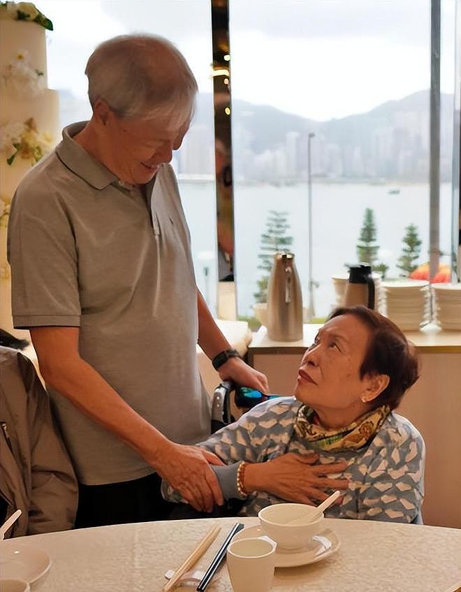 古天乐给TVB老演员发红包,数百位老演员出席,刘江获演艺贡献奖(组图) - 10