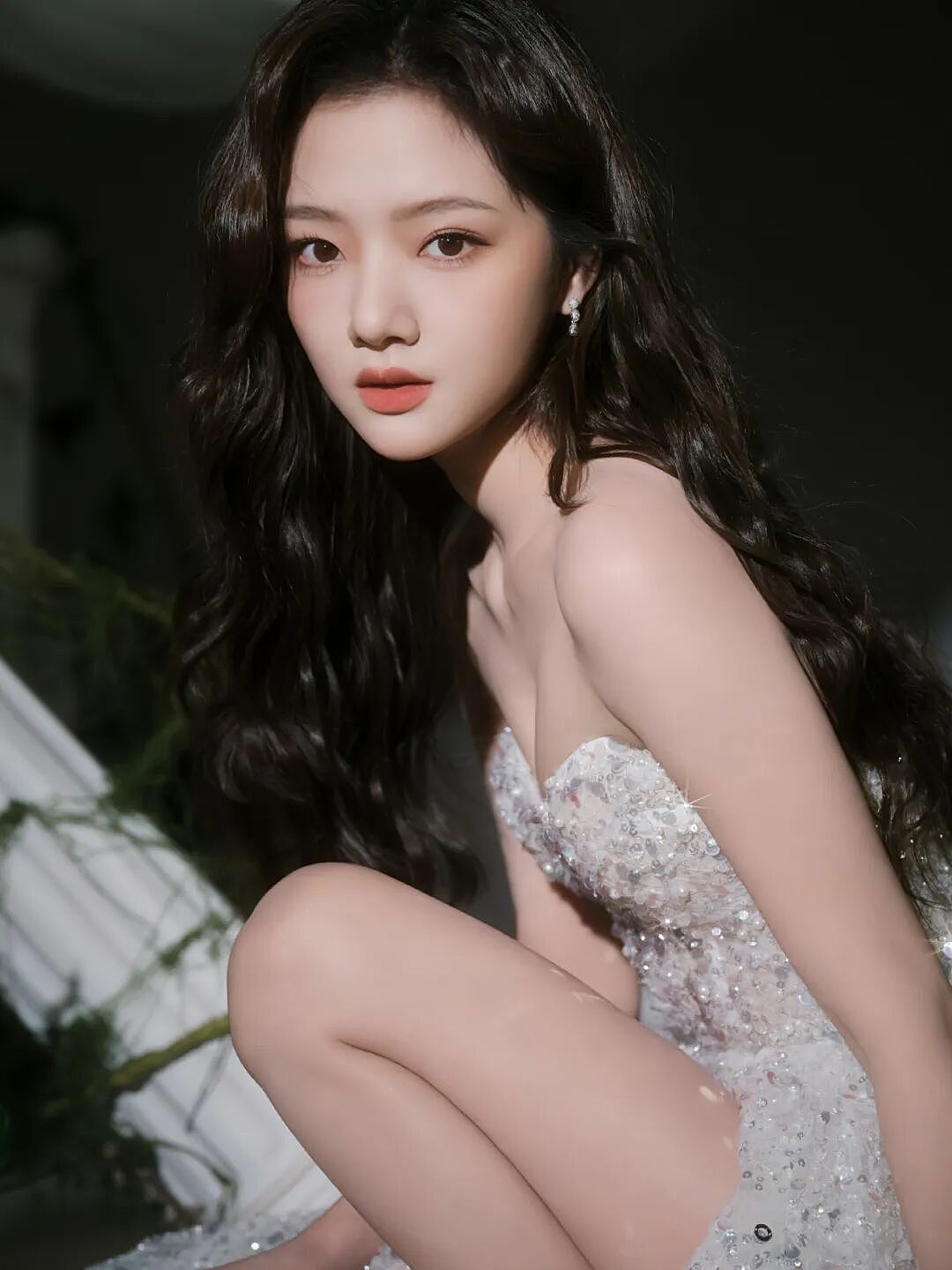 【美女】甜妹任敏性感起来真撩人！大美腿又长又细身材比例超棒（组图） - 9