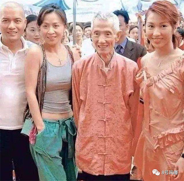 老公出轨46女,情夫骗财夺家产,死后被“鞭尸”的“小甜甜”有多惨(组图) - 1
