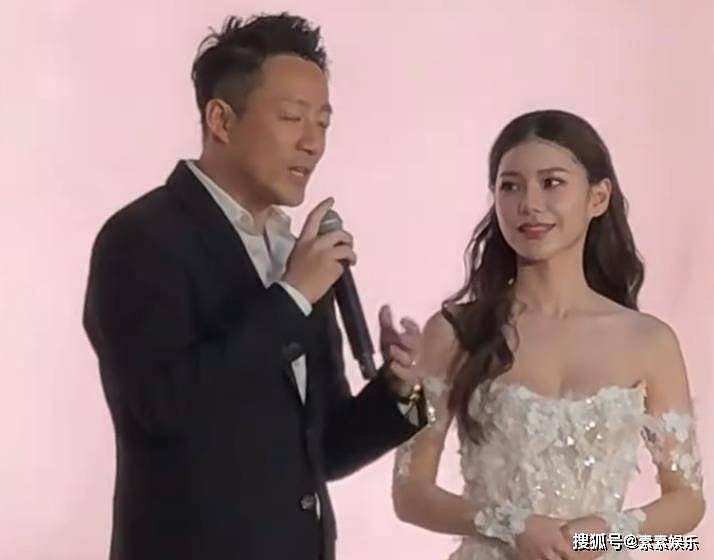 汪小菲官宣三胎出生:晒马筱梅与儿子合照(组图) - 3