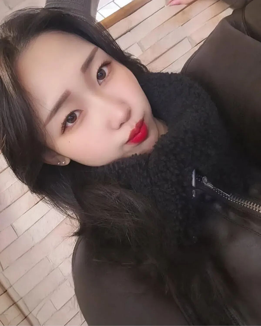 蛇蝎女“毒死男网友” ，因长太美IG粉丝竟暴涨40倍（组图） - 2