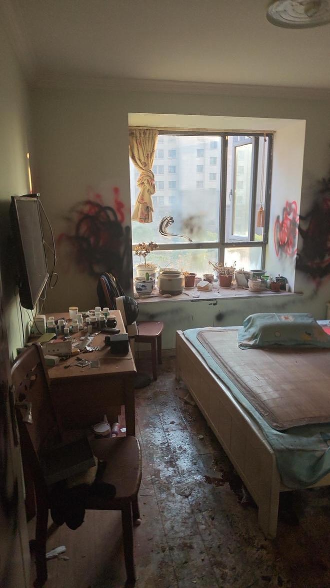 87岁雇主娶59岁保姆后遭孙女卖房：家被砸7次，买家称也是受害者（组图） - 10