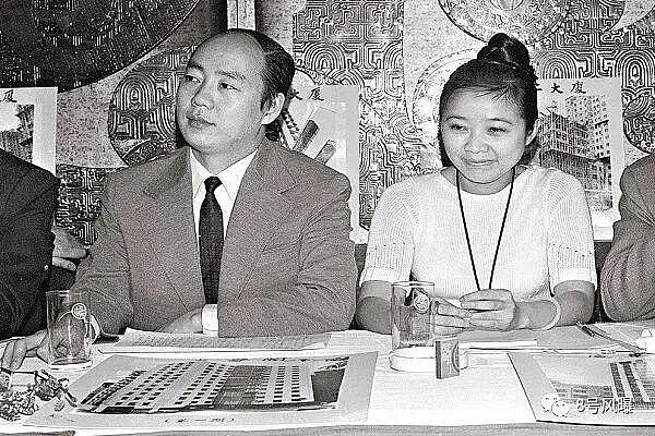老公出轨46女,情夫骗财夺家产,死后被“鞭尸”的“小甜甜”有多惨(组图) - 4