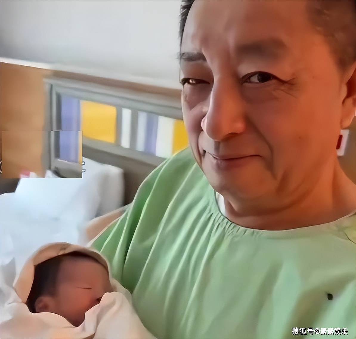 汪小菲官宣三胎出生:晒马筱梅与儿子合照(组图) - 6