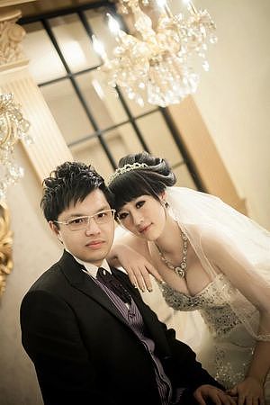 爆乳黄牛夫妻又起诉!被实名制打趴,卖GD演唱门票欠一屁股债(组图) - 2