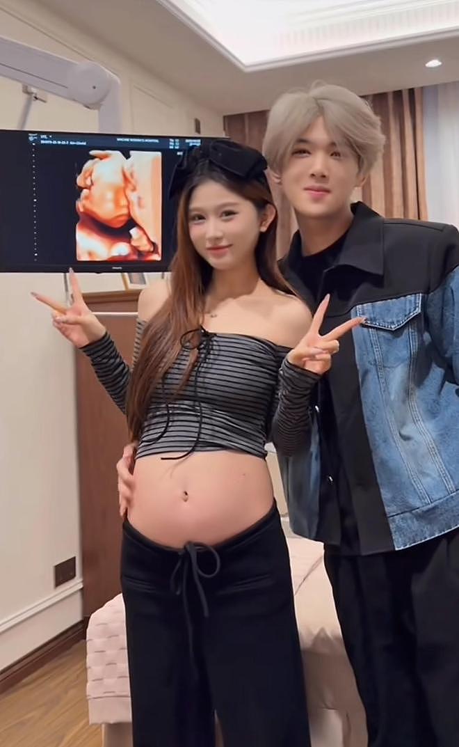网红鹿哈官宣当爸,首胎女儿出生母女平安,正面照曝光好可爱(组图) - 3