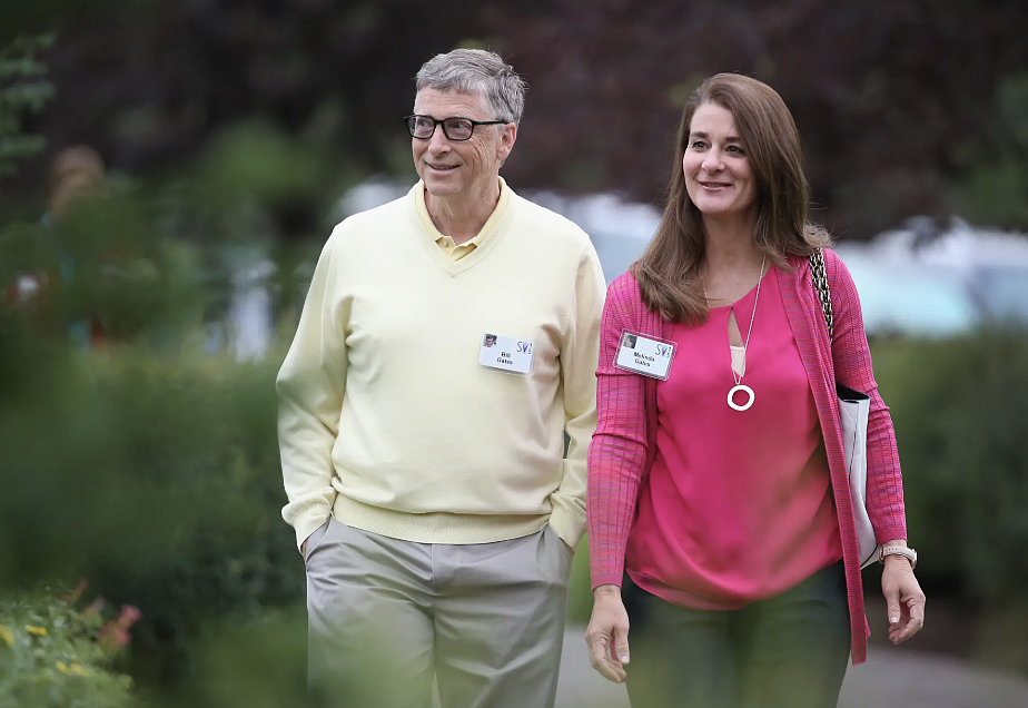 比尔盖茨突然道歉， 承认婚外情！出轨对象均为俄籍美女，合照曝光（组图） - 7