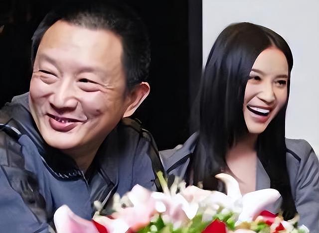 45岁宋佳被曝已领证，丈夫身份毫无征兆曝光！张艺谋这次“赢”麻了（组图） - 20