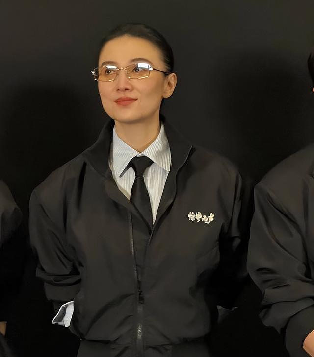 45岁宋佳被曝已领证，丈夫身份毫无征兆曝光！张艺谋这次“赢”麻了（组图） - 58