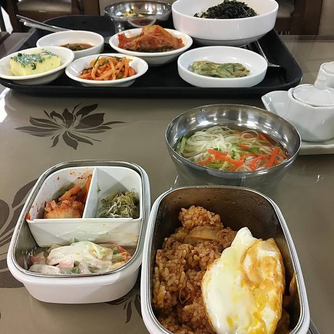 具俊晔已回韩国，清空社媒账号，和好兄弟一起吃泡菜美食（组图） - 5