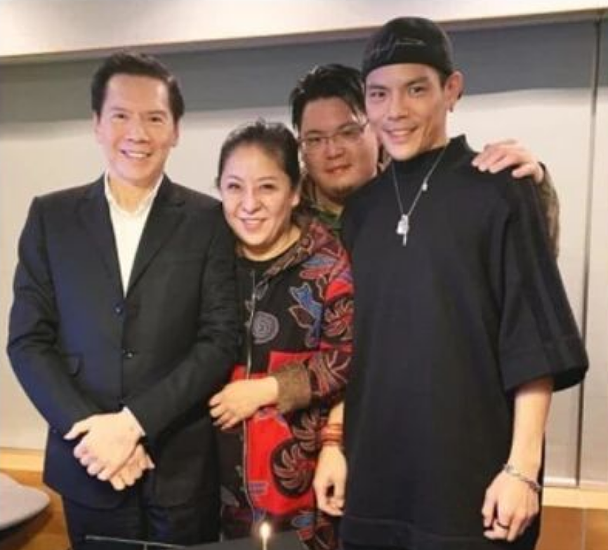向华强回应遗产问题：一分钱也不留给亲生儿子，全给贤惠媳妇郭碧婷（组图） - 2