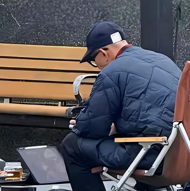具俊晔已回韩国，清空社媒账号，和好兄弟一起吃泡菜美食（组图） - 1