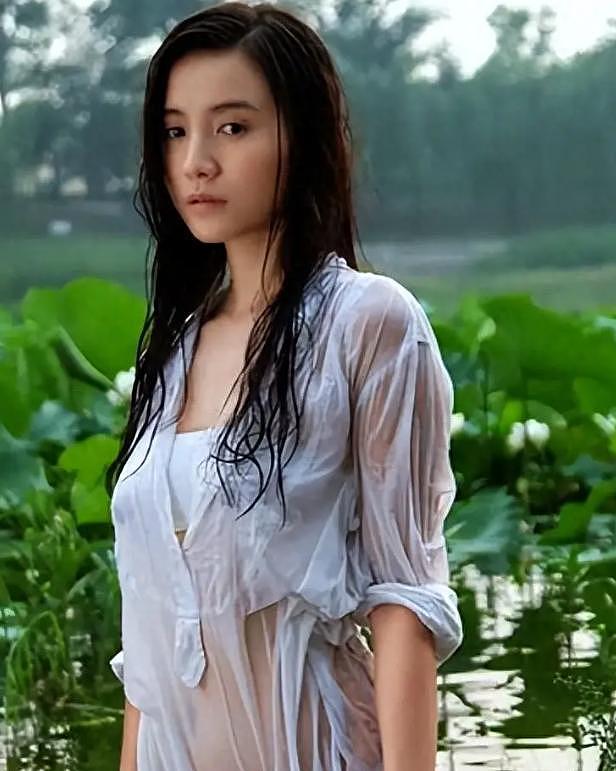 45岁宋佳被曝已领证，丈夫身份毫无征兆曝光！张艺谋这次“赢”麻了（组图） - 15