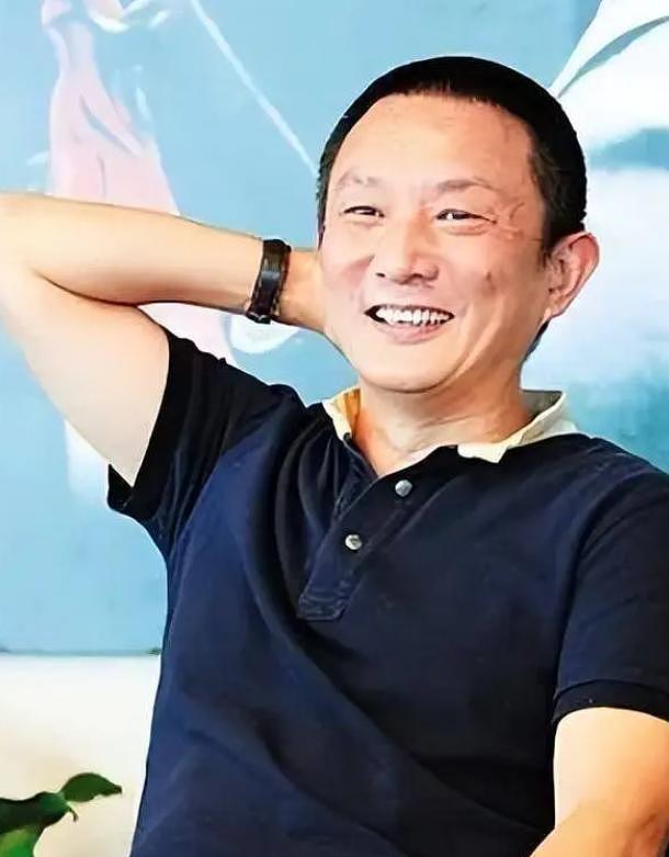 45岁宋佳被曝已领证，丈夫身份毫无征兆曝光！张艺谋这次“赢”麻了（组图） - 27