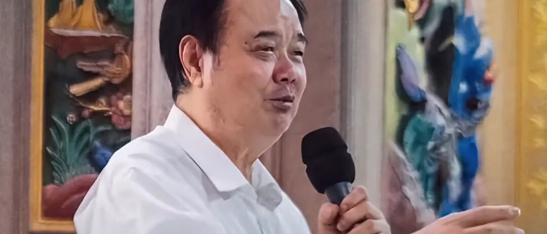 一夜爆火的香港千亿大佬,奇袭李嘉诚(组图) - 4