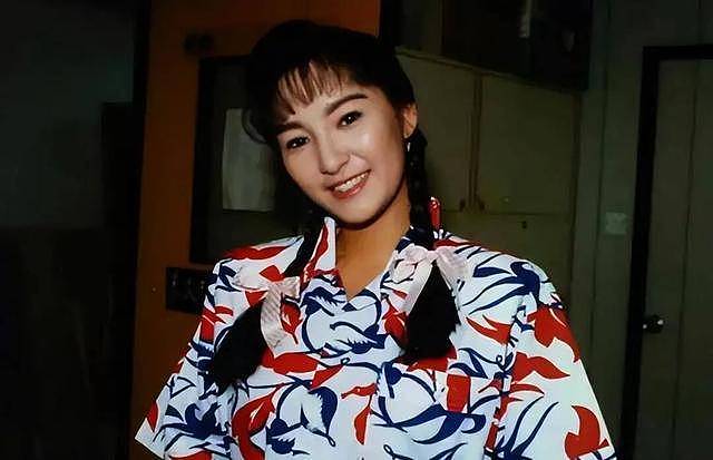 香港知名女星爆潜规则，曾在14岁被TVB高层非礼（组图） - 4