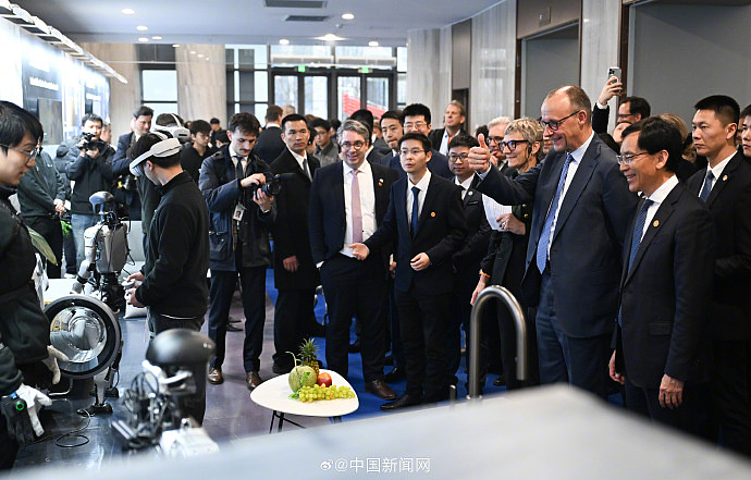 德国总理默茨在杭州吃了西湖醋鱼和东坡肉,“我是中餐忠实爱好者”(组图) - 5