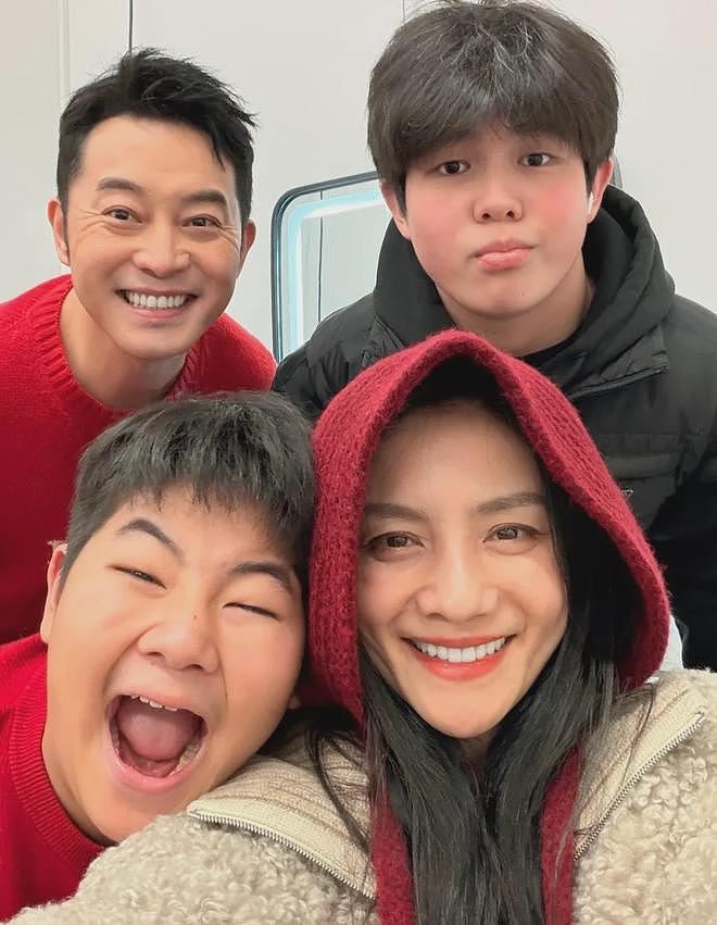 黄晓明五位前任近况!叶珂日子最舒服,靠女儿拿抚养费还能分财产(组图) - 12