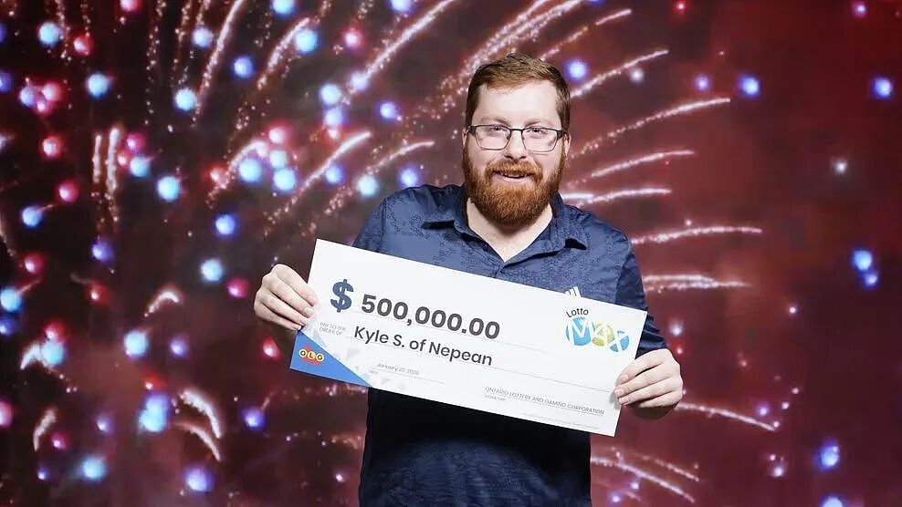 好运爆棚！男子中$40万大奖，等汉堡时随手一扫，当场吃不下饭（组图） - 4