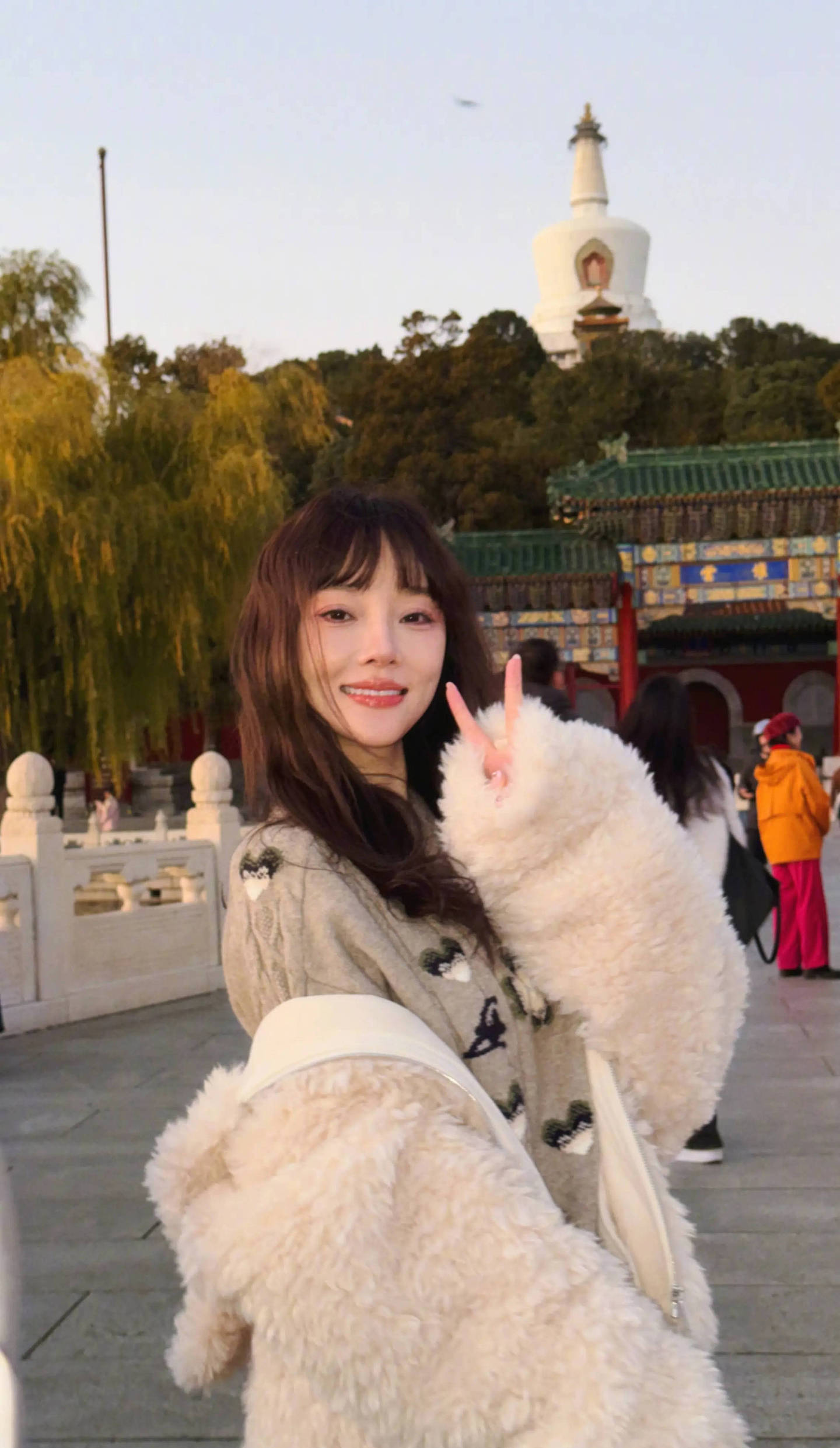 知情人否认李小璐通过《浪姐7》复出：今年没有她（组图） - 1